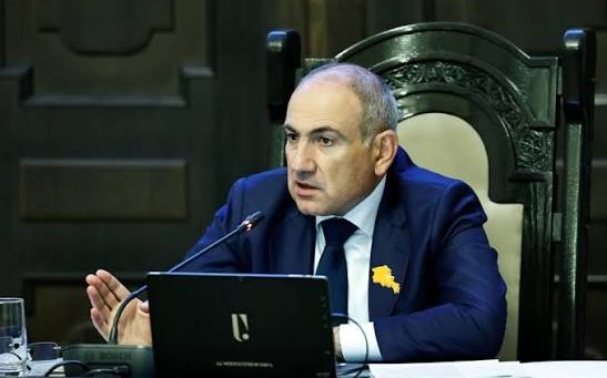 "Azərbaycanın heç nə almadığı, bizim isə hər şeyi əldə etdiyimiz bir sülh istəyirik?" - Paşinyan əsəbiləşdi